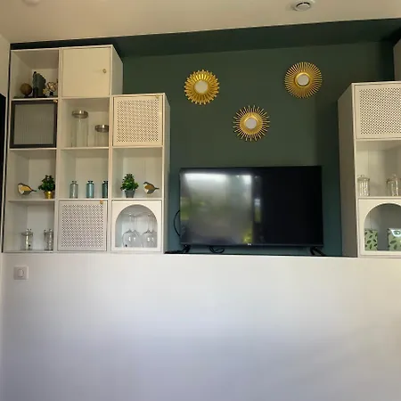 La Fleur Des Marais Bed and Breakfast